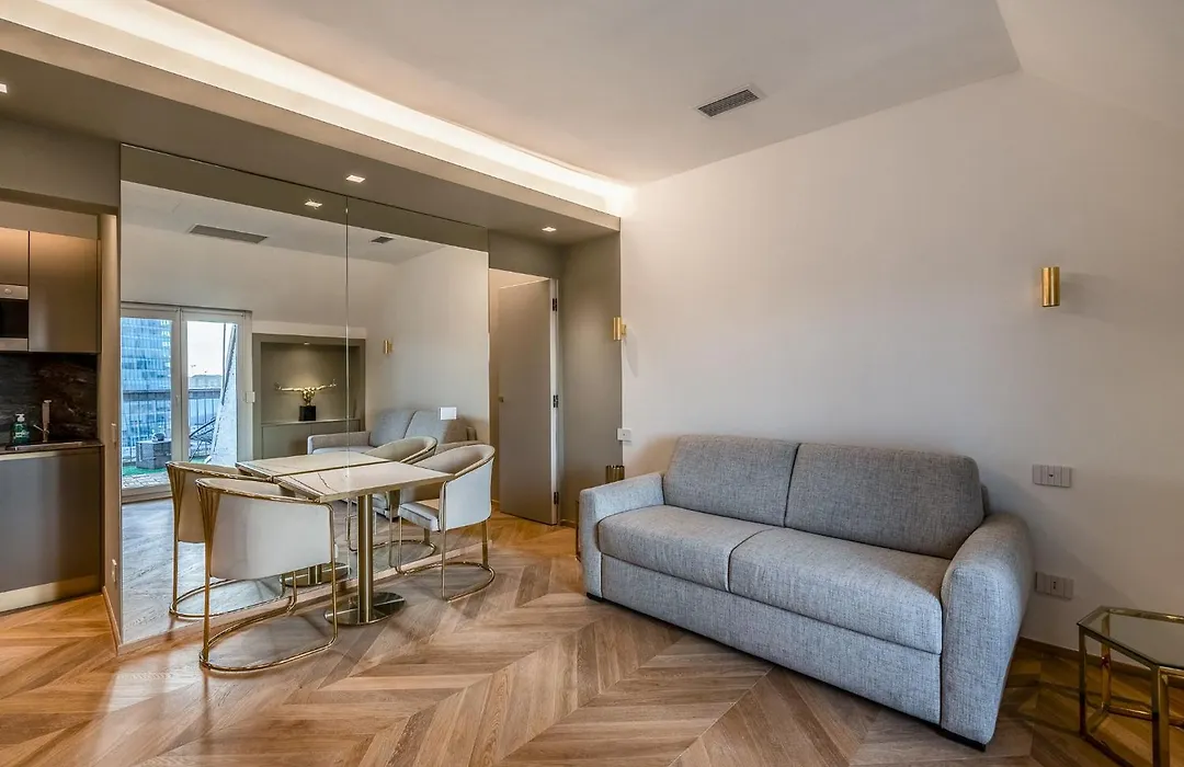 Luxury Skyview Suite - Citylife Apartment - Mico-1
